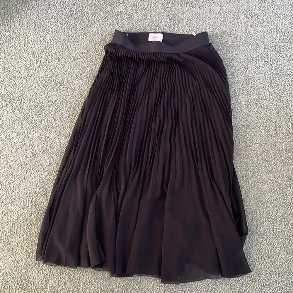 Long black Wilfred (Aritzia skirt) worn 2x times black silk